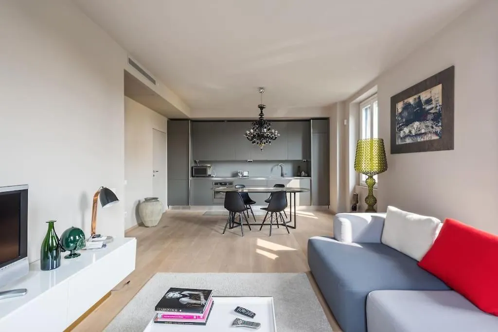 Easylife - Stylish Design Apartment In Fashion District Milan