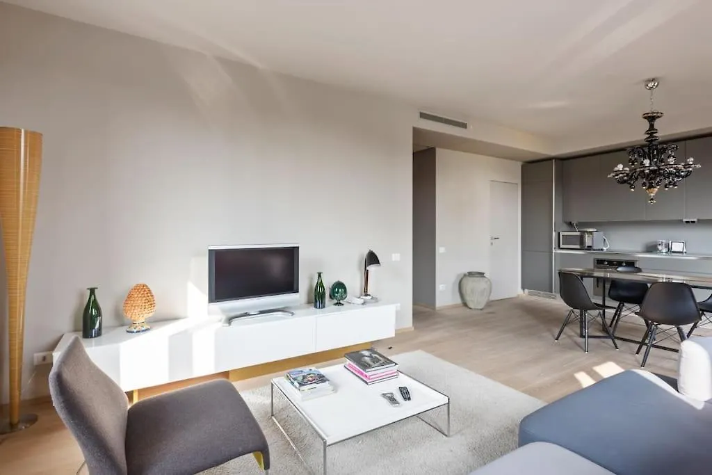 Easylife - Stylish Design Apartment In Fashion District Milan